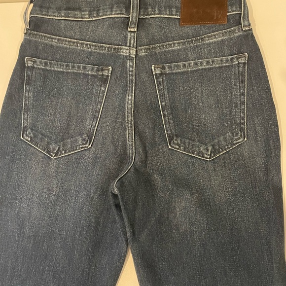 Banana Republic Slim Jeans Ariane - Picture 2 of 4